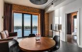 Туры в отель Docklands aparthotel