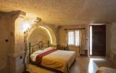 Туры в отель Holiday Cave Hotel