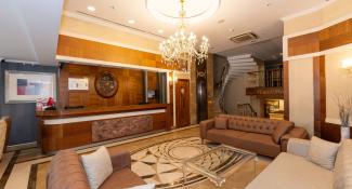 Crestium Prime Square Hotel 4*