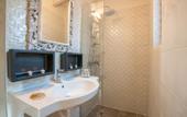 Туры в отель Villa Camellia