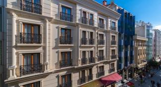 Vision Deluxe Hotel 4*