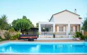 Туры в отель Pnoe Villa