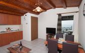 Туры в отель Castello Apartments Panormo