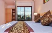 Туры в отель Triton Beach Hotel & Spa