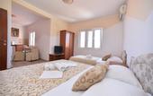 Туры в отель Elena Apartment