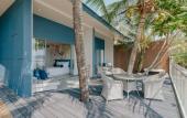 Туры в отель The Tide Beachfront Siray Phuket