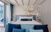 Туры в отель The Tide Beachfront Siray Phuket