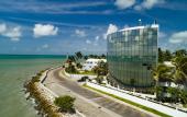 Туры в отель Radisson Fort George Hotel & Marina