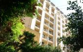 Туры в отель Coral Beirut Al Hamra Hotel