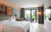 Туры в отель Four Points by Sheraton Phuket Patong Beach Resort