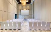 Туры в отель Taj Jumeirah Lakes Towers Hotel