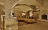 Туры в отель Golden Cave Suites