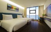 Туры в отель Maximilan Danang Beach Hotel
