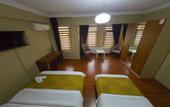 Туры в отель Ramparts Hotel