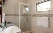 Туры в отель Stone Self Catering Apartment