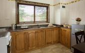 Туры в отель Stone Self Catering Apartment