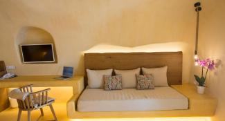 Chic Hotel Santorini Apts