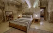 Туры в отель Hera Cave Suites