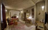 Туры в отель Hera Cave Suites