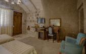 Туры в отель Hera Cave Suites