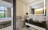 Туры в отель Th8 Palm Dubai Beach Resort Vignette Collection, an IHG hotel