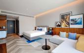 Туры в отель The WB Abu Dhabi, Curio Collection by Hilton