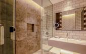 Туры в отель The WB Abu Dhabi, Curio Collection by Hilton