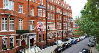 No.11 Cadogan Gardens 4*