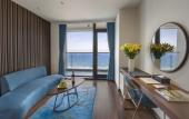 Туры в отель Canvas Danang Beach Hotel