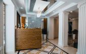 Туры в отель Demure Hotel