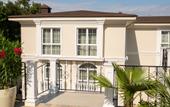 Туры в отель The White Residence
