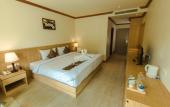 Туры в отель Airport Beach Hotel Phuket