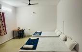 Туры в отель Fabulous Fragrances Guesthouse