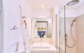 Туры в отель Les Estivales Beachfront Suites & Penthouses by Lov