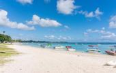 Туры в отель Les Estivales Beachfront Suites & Penthouses by Lov
