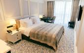 Туры в отель Dekalb Hotel
