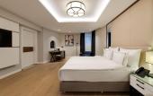 Туры в отель Gleam Collection Hotel