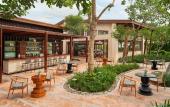 Туры в отель New World Hoiana Beach & Resort