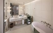 Туры в отель New World Hoiana Beach & Resort