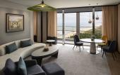 Туры в отель New World Hoiana Beach & Resort