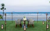 Туры в отель New World Hoiana Beach & Resort