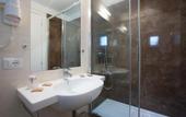 Туры в отель Floris Hotel