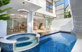 Туры в отель Eight Palms Villa Seminyak by iNi Vie Hospitality