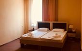 Туры в отель Bloor Hotel