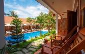 Туры в отель Little Garden Bungalow