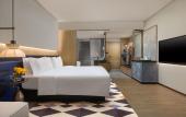 Туры в отель voco Sanya Dadonghai, an IHG Hotel