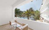 Туры в отель White Wharf Beach Resort