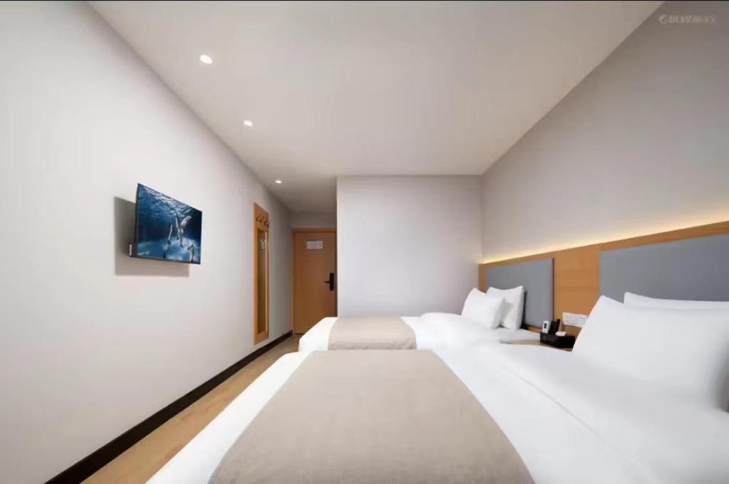 Guan Hai Lou Hotel