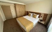 Туры в отель Roys Hotel & Suites