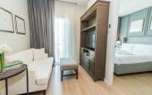 Туры в отель Dlux Condominium